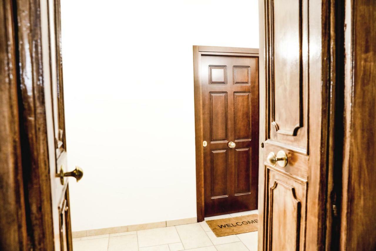 Spicchi Di Sole Bed & Breakfast Naples Luaran gambar