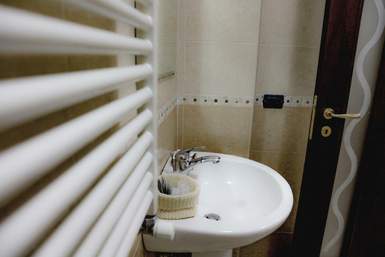 Spicchi Di Sole Bed & Breakfast Naples Luaran gambar